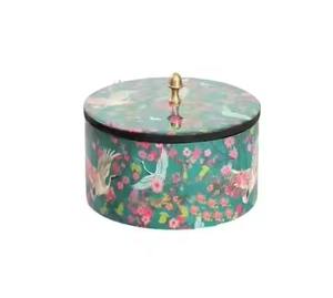 Olla de Metal Azul Premium con Asas Doradas y Decoración Tallada para Servir en Buffets de Hotel - Product Image 1