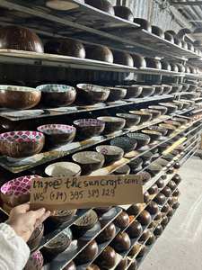 Cuenco de Coco Lacado Hecho a Mano - Patrones Auténticos de Madreperla - Artesanía Tradicional - Product Image 5