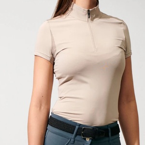 Chemise de compétition équestre de haute qualité, extensible dans 4 directions, en tissu technique doux au toucher, idéale pour la compétition et les spectacles. - Product Image 1