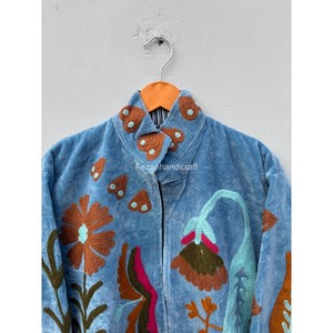 Veste en velours bleu turquoise, veste brodée ouzbèke, manteau unisexe, veste courte d'hiver, veste bohème chic, manteau pour femme - Product Image 3