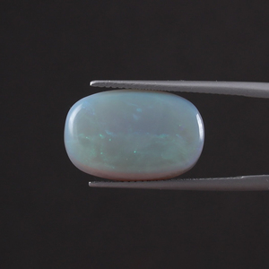 Opale blanche naturelle, pierre précieuse en vrac, 7,47 carats, taille coussin 18,5x12mm 6mm, certifiée IGI, taillée et polie à la main, avec traitement de cirage/lustrage léger - Product Image 1