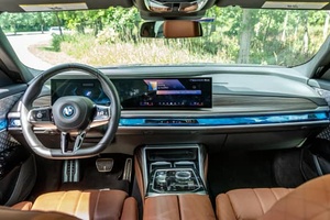 BMW i7 2023 Usado en Buen Estado - Product Image 3