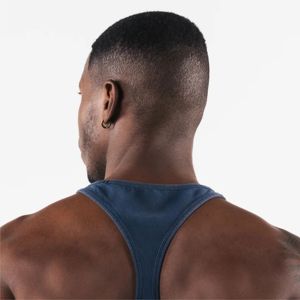 Débardeur tricoté respirant haut de gamme pour homme, personnalisable avec logo, sans manches, pour la gym, le fitness, la course et l'entraînement, en polyester/coton - Product Image 4