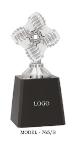 Trophée métallique personnalisé avec logo, modèle 765, finition or, argent, bronze, base en bois noir, trophées de récompense haut de gamme - Product Image 5
