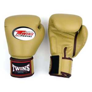 Guantes de Boxeo MMA de Cuero con Diseño Personalizado de Alta Calidad, Cierre de Velcro, Dedos Completos, Absorción de Humedad, Agarre Ligero para la Muñeca - Product Image 1
