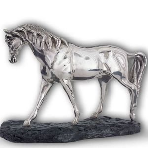 Escultura de caballo de aluminio fundido de diseño, figura equina galopante, arte metálico premium para decoración de interiores de alta gama. - Product Image 6