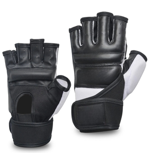 Gants d'entraînement en cuir noir à demi-doigts avec fermeture Velcro au poignet pour les arts martiaux, usage unisexe adulte - Product Image 3