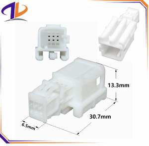 1-2301228-2 Carcasa de Conector de Cableado Automotriz Compatible de 6 Pines Macho/Hembra de Cobre y Nylon Blanco - Product Image 1