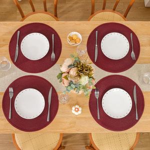 Set di 6 tovagliette rotonde bordeaux intrecciate da 15 pollici, antiscivolo e lavabili, per tavolo da pranzo - Product Image 1