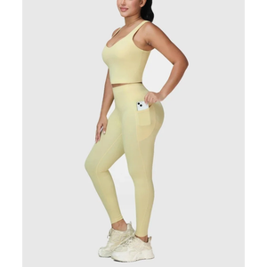 Conjunto de Yoga para Mujer con Logotipo Personalizado, Conjunto Deportivo con Top Deportivo Acolchado y Leggings con Bolsillos, Traje para Gimnasio, Fitness y Pilates - Product Image 4