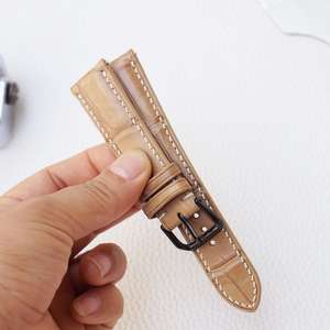 Fournisseur du Vietnam de montre de luxe avec bracelet en cuir d'alligator véritable Bracelets de montre personnalisés de 18mm à 24mm avec boucle en acier inoxydable - Product Image 3