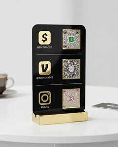 Panneau QR Code Social Media en Acrylique Premium – Logo de Menu Noir Élégant avec Base Miroir pour le Commerce de Détail - Product Image 1