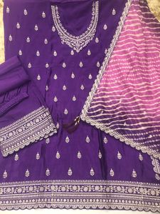 ชุดชาราร่าแบบดั้งเดิมของ RN พร้อมงานปักแบบอินเดีย ทรงสลิมฟิตสำหรับฤดูหนาว ผ้าไม่ยับ ป้องกันแสงแดด ความยาวปานกลาง - Product Image 3