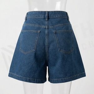 Shorts plissés taille haute pour femme, en jean, grande taille, confortables et respirants, tenue premium pour l'été - Product Image 2