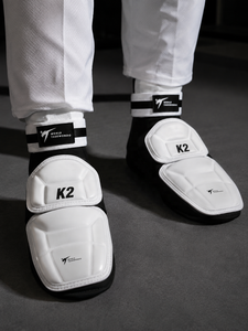 Chaussettes de compétition KP K2 E-Sensor à prix raisonnable, 8 capteurs, durables, entraînement professionnel, approuvées WT, système de notation PSS - Product Image 1