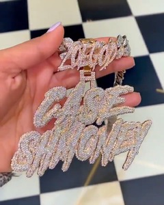Pendentif personnalisé lettre initiale en argent sterling 925, serti de moissanite VVS taille ronde, style hip-hop, bijou unisexe - Product Image 1