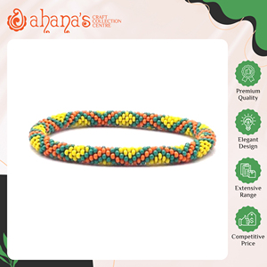 Bracelets élégants et raffinés de haute qualité, tendance, en crochet, design moderne, perles de verre pour femmes Ahana - Product Image 2