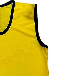 Maillots d'entraînement de football en mesh de haute qualité à prix abordable, dernier design, faible MOQ, vêtements de sport, maillots de football en mesh à prix bas - Product Image 3