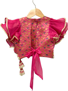 เสื้อทวิชาผ้าไหมทอลายปักครึ่งแขนประดับตกแต่งพร้อมเลเฮนกาพิมพ์ลาย - สีชมพูและสีเขียว - Product Image 3