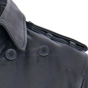 Manteau long en laine pour homme, élégant, avec col à revers cranté, fermeture boutonnée et silhouette raffinée pour un style hivernal moderne - Product Image 4
