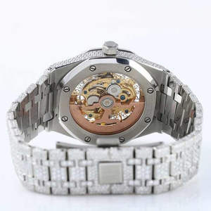 Reloj de Acero Inoxidable para Hombre, Colección Hip Hop, con Cristales Brillantes y Diamantes Cultivados, Esfera de 41 mm, Estilo Ejecutivo - Product Image 3