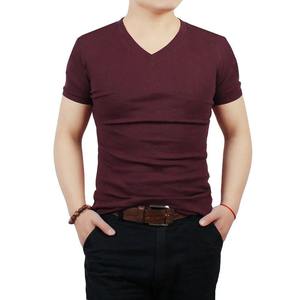 T-shirt décontracté pour homme à col rond, coupe ample, manches courtes, motif géométrique, respirant, tricoté, 100% polyester, avec logo sur le devant - Product Image 4
