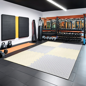 Tapis en mousse EVA polyvalent 60x60cm, durable, motif feuille, non toxique, épaisseur 10mm, imperméable pour le yoga et le sol de salle de sport - Product Image 1