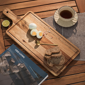 Planche en bois rustique avec poignée, planche à servir et à découper naturelle avec poignée pour la cuisine, la présentation en restaurant - Product Image 5