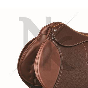 Silla de montar de contacto cercano de cuero de vaca premium con cinturón ajustable. Exportación mundial de productos de carreras de caballos ingleses desde India. - Product Image 4