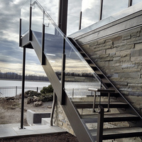 Projet Solution Garde-corps en verre monté sur le côté Acier inoxydable 304 Balustrades d'escalier Stand Post Main courante Garde-corps en verre