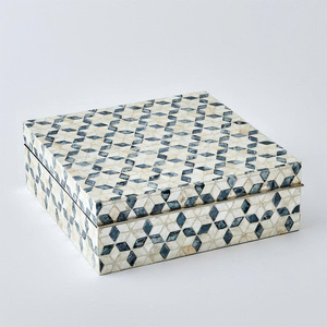 Juego de 3 cajas de almacenamiento hechas de nácar con un diseño elegante, precio al por mayor. - Product Image 5