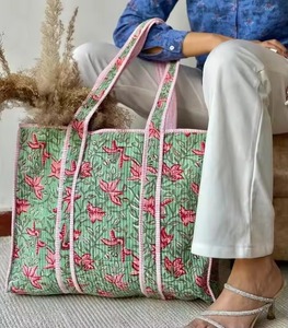 Bolso tote de algodón con estampado floral para mujer, con forro de algodón, cierre de cremallera, estilo vintage, para viajes de verano, playa y vacaciones. - Product Image 6