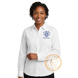 Chemise boutonnée blanche pour femmes Zeta Phi Beta, logo brodé, manches longues, coupe classique, 100% coton popeline, design sur le devant - Product Image 2