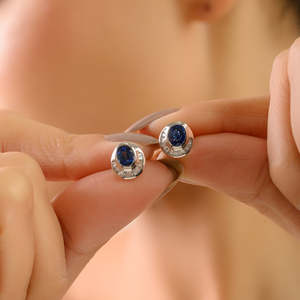 Exquisitos Pendientes de Oro Blanco de 14K con Zafiro Azul y Diamantes, Piedra de Nacimiento de Septiembre, Joyería de Piedras Preciosas al por Mayor - Product Image 2