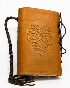 Diario de Cuero Celta, Cuaderno Corazón Infinito, Diario de Cuero Hecho a Mano, Diario de Viaje, Cuaderno de Bocetos Rústico, Regalo - Product Image 3