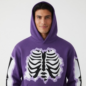 Conjunto deportivo con capucha Glory Custom, con bordado y estampado, hecho de felpa 100% algodón transpirable, diseñado para unisex. - Product Image 5