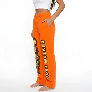 Pantalon de survêtement personnalisé pour femme, orange et noir, imprimé sur mesure, taille élastique, poches latérales, décontracté, pour l'automne - Product Image 4