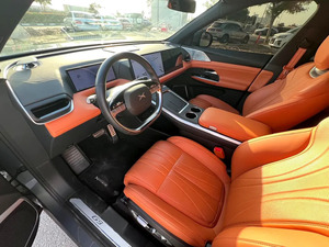 รถยนต์ไฟฟ้า XPeng G9 ซีดาน แบตเตอรี่ลิเธียม ระยะทางวิ่งมากกว่า 700 กม. และพลังงาน 110 กิโลวัตต์ชั่วโมง - Product Image 3