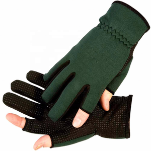 Gants de pêche en néoprène demi-doigts personnalisés de haute qualité à prix de gros avec impression silicone et fermeture à bouton en silicone pour hommes et femmes - Product Image 1