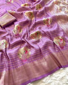 Sari Indio Bollywood Premium Tradicional de Seda Crepé Khadi Pura con Bordado Zari, Elegante, Étnico, para Bodas de Verano - Product Image 5