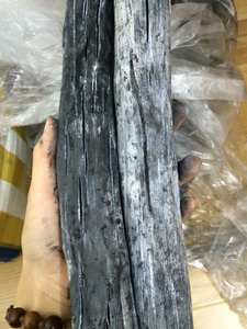 CHARBON DE BOIS D'EUCALYPTUS VIETNAMIEN ALLUMAGE RAPIDE CHALEUR INTENSE BRÛLURE PROPRE SANS FUMÉE ET SANS ODEUR - +84 911 379 511 - Product Image 2