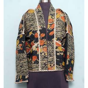 Nouvelle veste courte Kantha réversible élégante et vintage pour femmes, patchwork indien fait main, décontractée, écologique, rembourrée de coton, pour l'hiver - Product Image 1