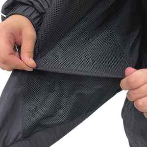 Ensemble de survêtement pour homme de haute qualité, couleur noire, pantalon ample à jambes larges, veste légère, taille plus, coupe ample, nylon coupe-vent - Product Image 4