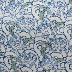 Mantel Rectangular Clásico con Estampado Floral, Algodón Estampado a Mano BlueWood, 150x220 cm, Elegante Color Azul Gud con Loto Japonés - Product Image 6