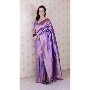 ผ้าไหมลาเวนเดอร์ บาเนราสี จาล ซอฟท์ ซิลค์ โกลด์ ซารี ลายมีนาคารี ทอแบบกลับด้านได้ แห้งเร็ว สำหรับงานพิธีต่างๆ  เสื้อผ้าอินเดีย ปากีสถาน - Product Image 3