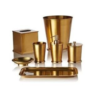 Colección de Accesorios Metálicos Elegantes para Baño: Dispensador de Jabón, Portacepillos de Dientes y Contenedor para Toallitas - Product Image 1
