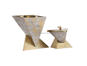 Ensemble de porte-bakhoor en acier religieux de luxe, brûleur d'encens haut de gamme avec parfum de fraise pour cadeaux par Zh Traders - Product Image 2