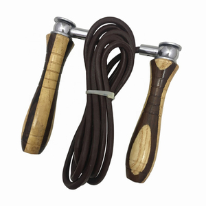 Diseña tu Propia Cuerda de Saltar Ajustable de PVC de Alta Calidad, Fabricada en Pakistán, Opciones Personalizadas, MOQ Bajo, Unisex, Portátil - Product Image 5
