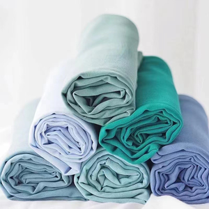 Hijab en mousseline de soie pour femmes musulmanes, longue écharpe unie, foulard pour femmes, hijabs, voiles musulmans en jersey pour femmes. - Product Image 2