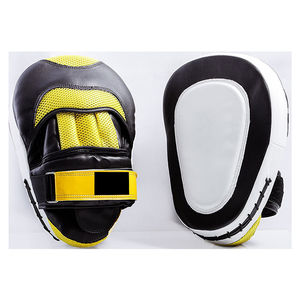 Protector de Muñeca Curvo de Piel Sintética PU Transpirable y Ecológico con Logotipo Personalizado de Alta Calidad para Kickboxing Tailandés y MMA - Product Image 1